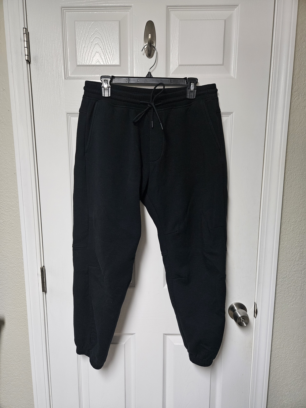 American Eagle Outfitters Black Jogger Sweatpants with Drawstring